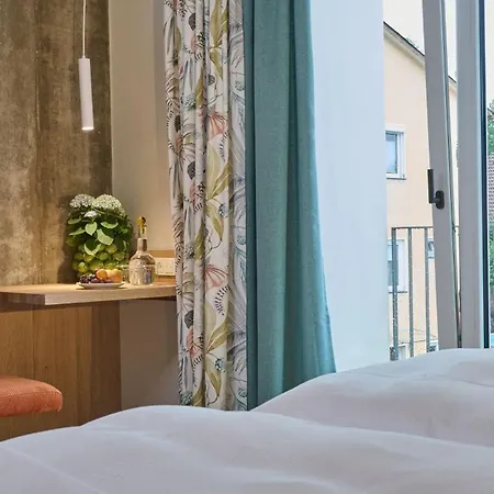 Der Einrichter Bed & Breakfast Straubing