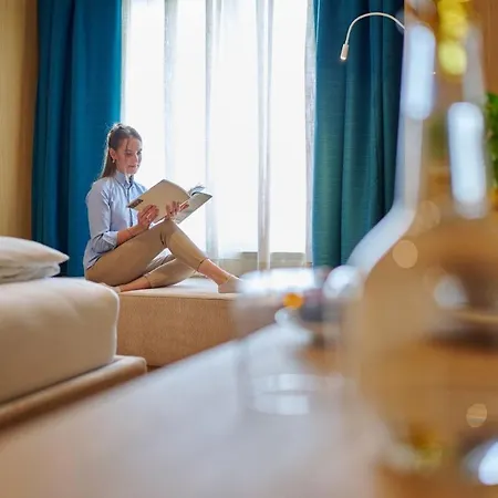 Oda ve Kahvaltı Der Einrichter