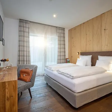 Der Einrichter 4* Straubing