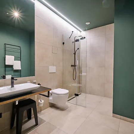 Der Einrichter 4* Straubing