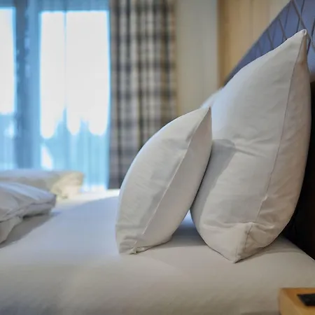 Der Einrichter 4* Straubing